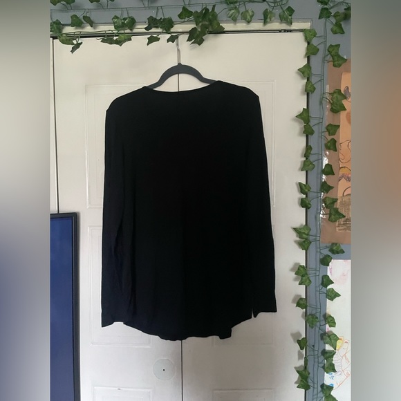 7th Ray Sparkly Black Top - Picture 4 of 4